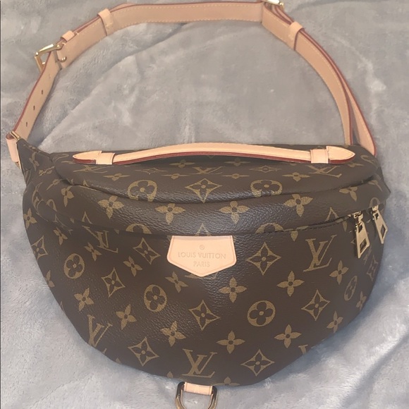 louis vuitton monogram bumbag
